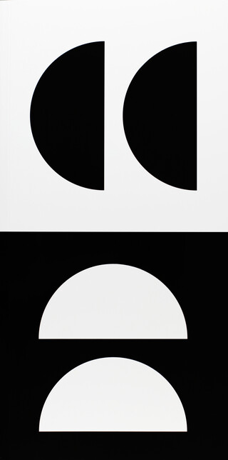 40 × 40 40 × 40 – book cover closed