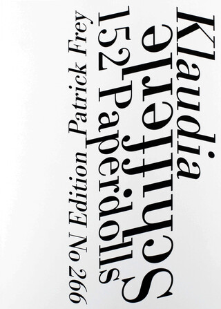 152 Paperdolls 152 Paperdolls – book cover closed